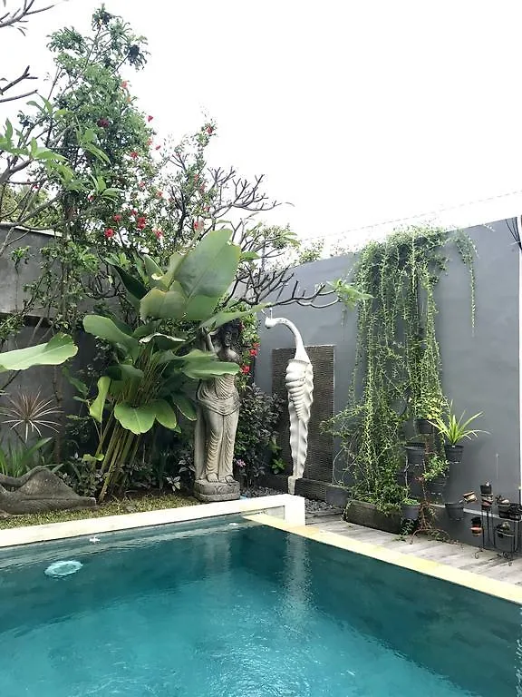 Villa Pondok Chandra Batubelig Seminyak